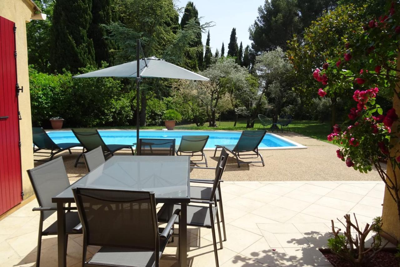 The Blue Tit - Private Swimming Pool Villa LʼIsle-sur-la-Sorgue Exteriör bild